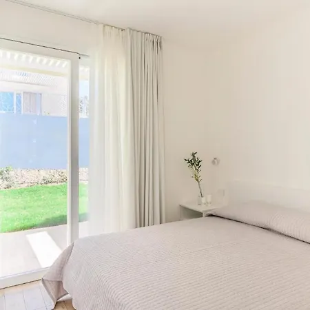 Apartment Stunning Capo Falcone Charming 1 Bedroom Prem Sleeps 4 And Child *